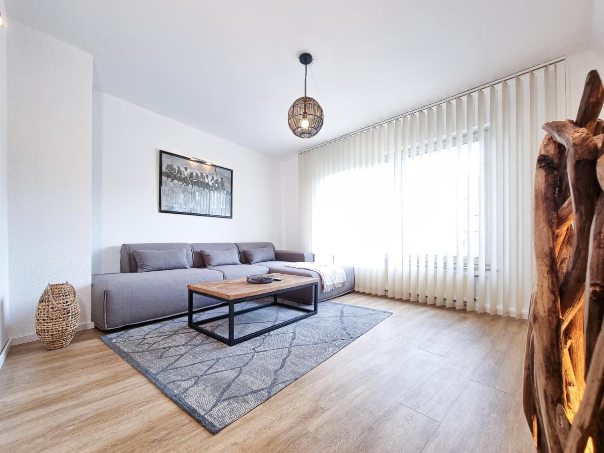 Alpha Apartments Есен Екстериор снимка