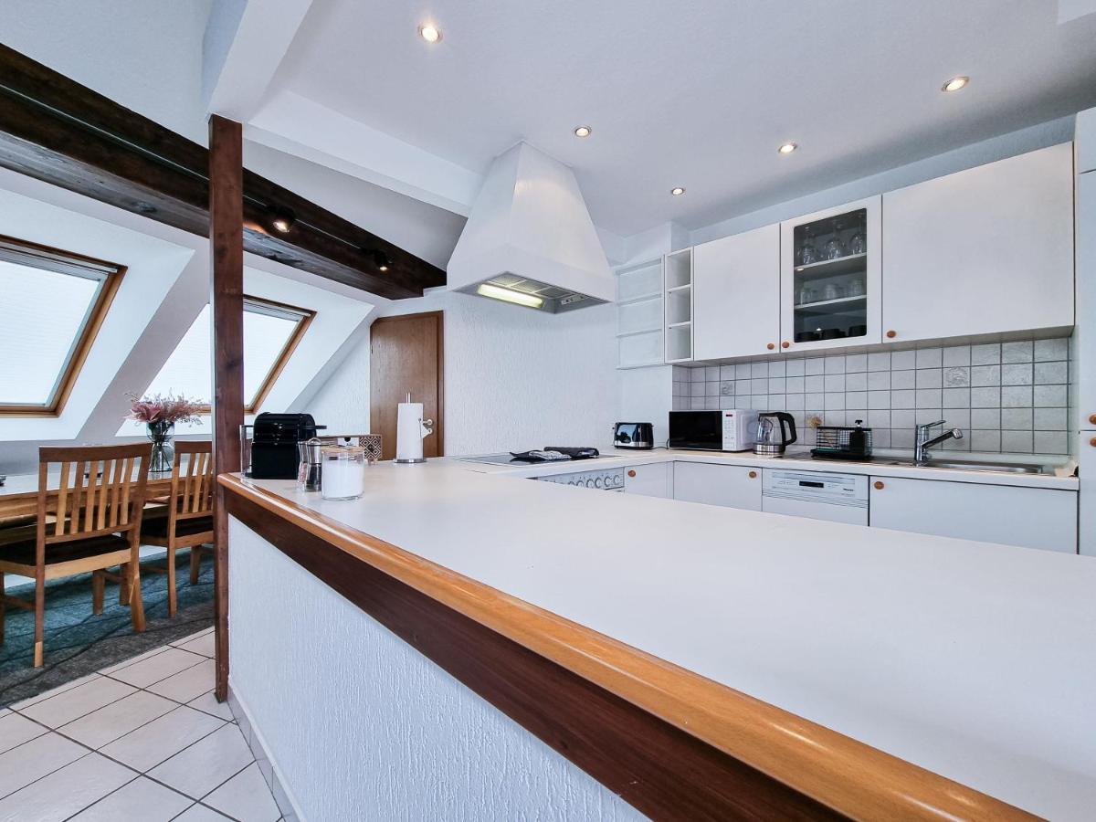 Alpha Apartments Есен Екстериор снимка