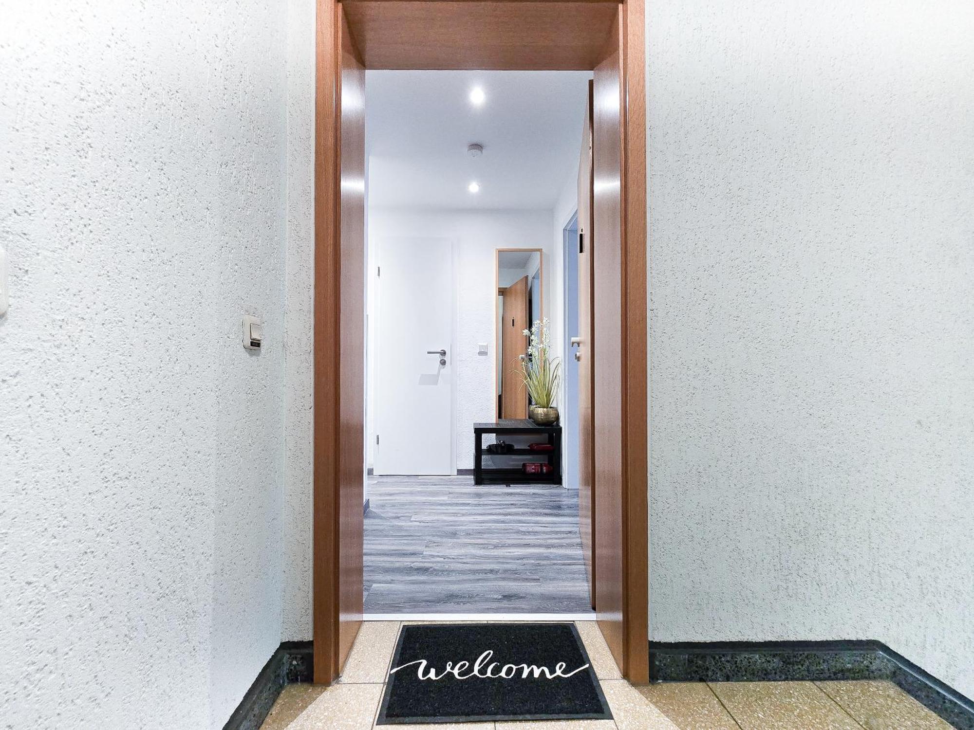 Alpha Apartments Есен Екстериор снимка