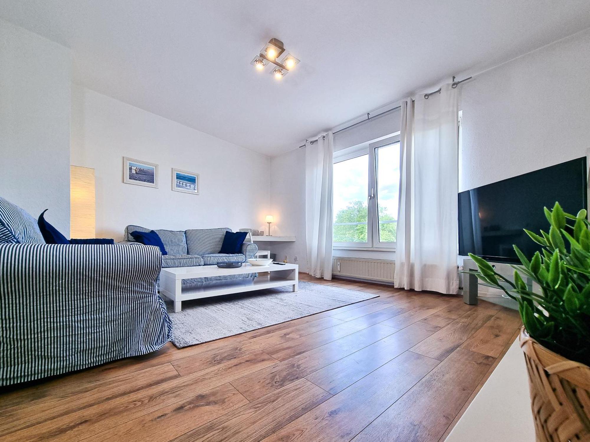 Alpha Apartments Есен Екстериор снимка